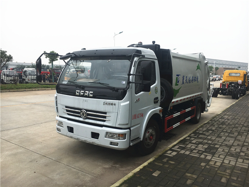 國六東風(fēng)多利卡8方壓縮式垃圾車(chē)