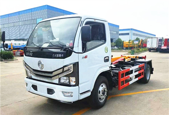 國六東風(fēng)小多利卡勾臂式垃圾車(chē)（5方）
