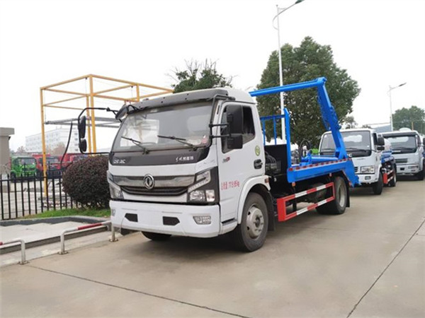 國六東風(fēng)大多利卡擺臂垃圾車(chē)（8方）