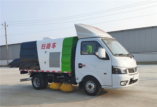 國六東風(fēng)途逸掃路車(chē)