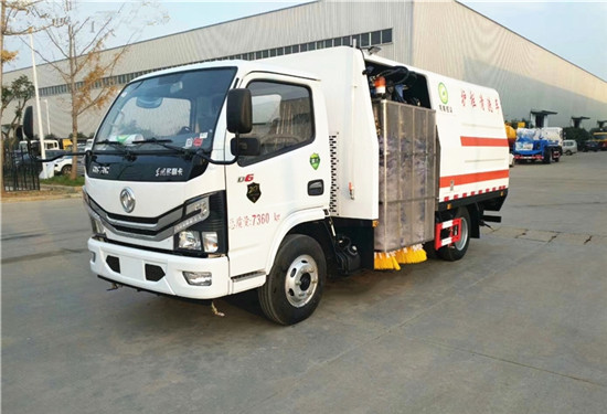 國六4方東風(fēng)多利卡護欄清洗車(chē)
