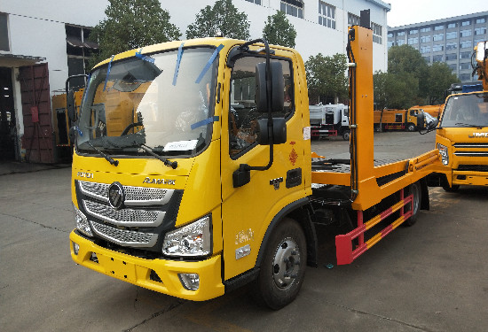 福田歐馬可藍牌轎運車(chē)